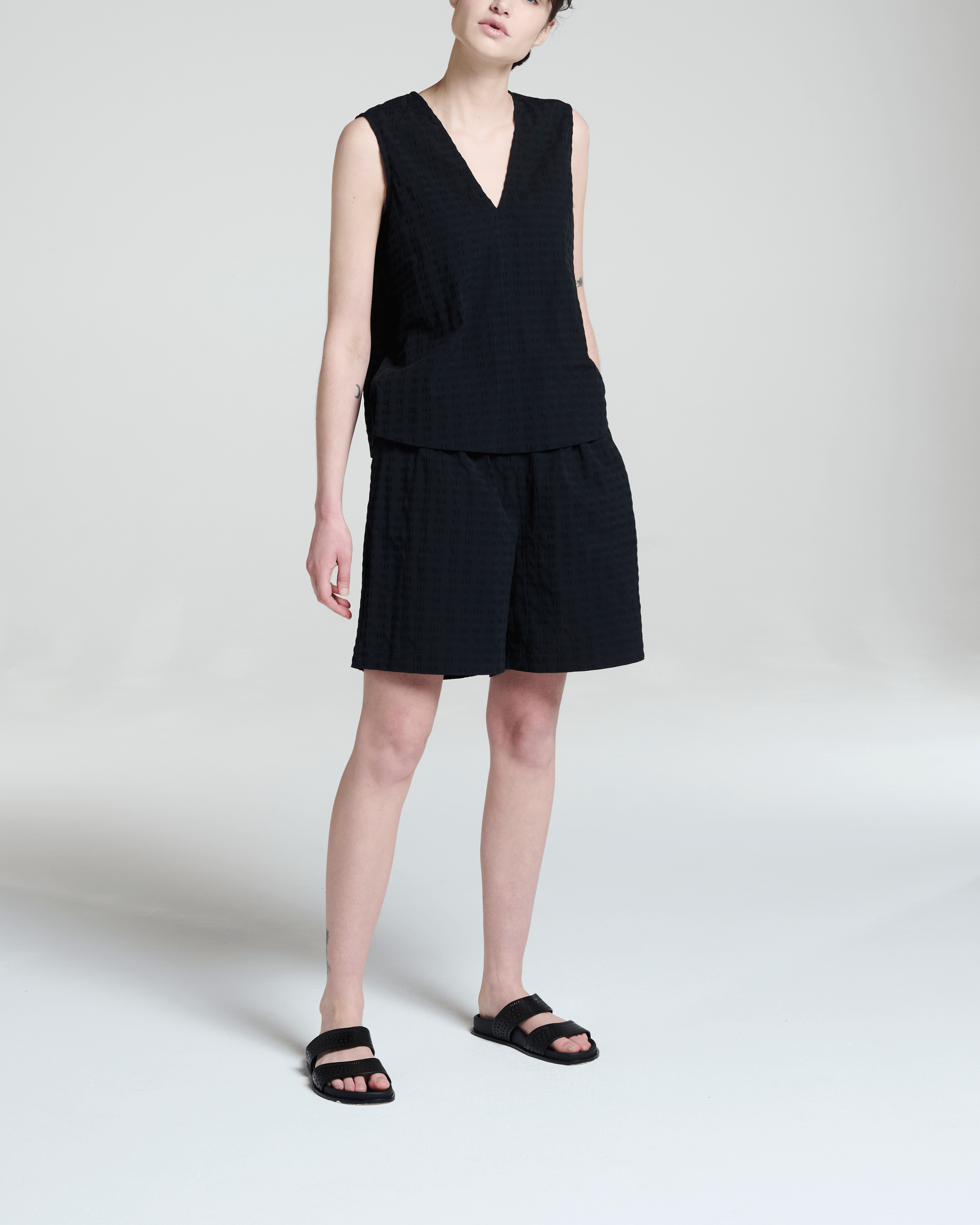 Phoebe Top Black Textured Cotton