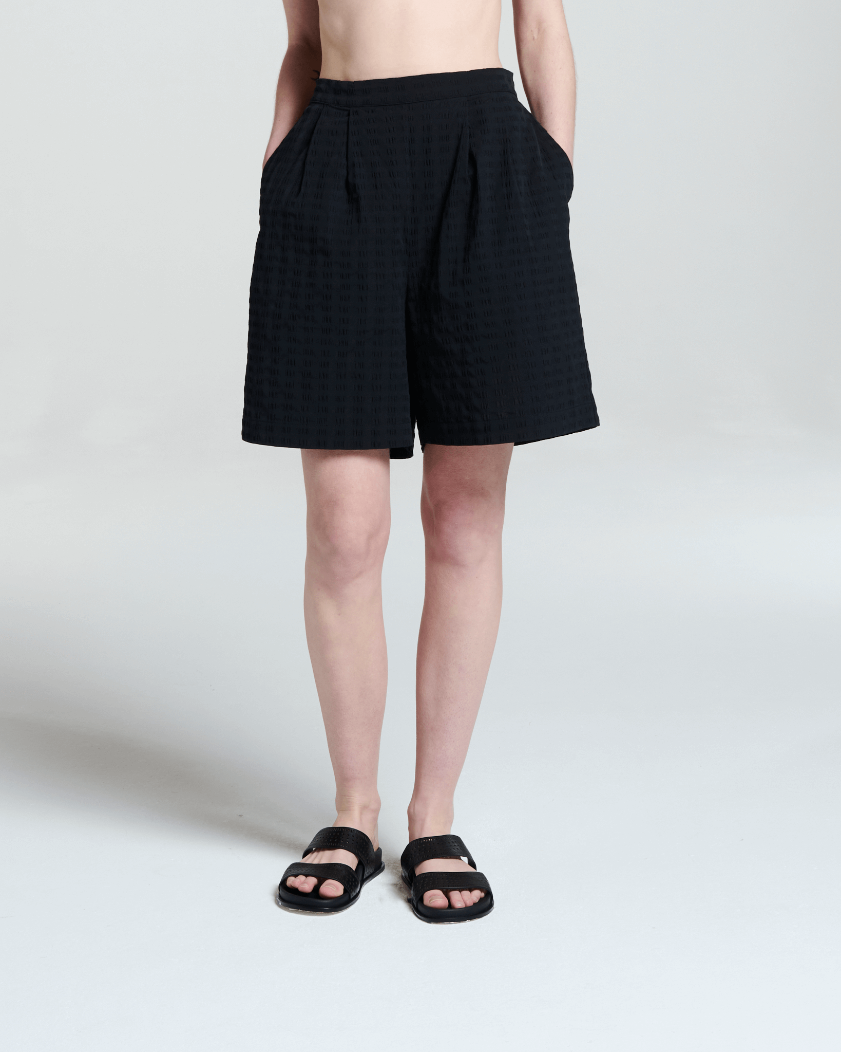 Carros Short Black Textured Cotton