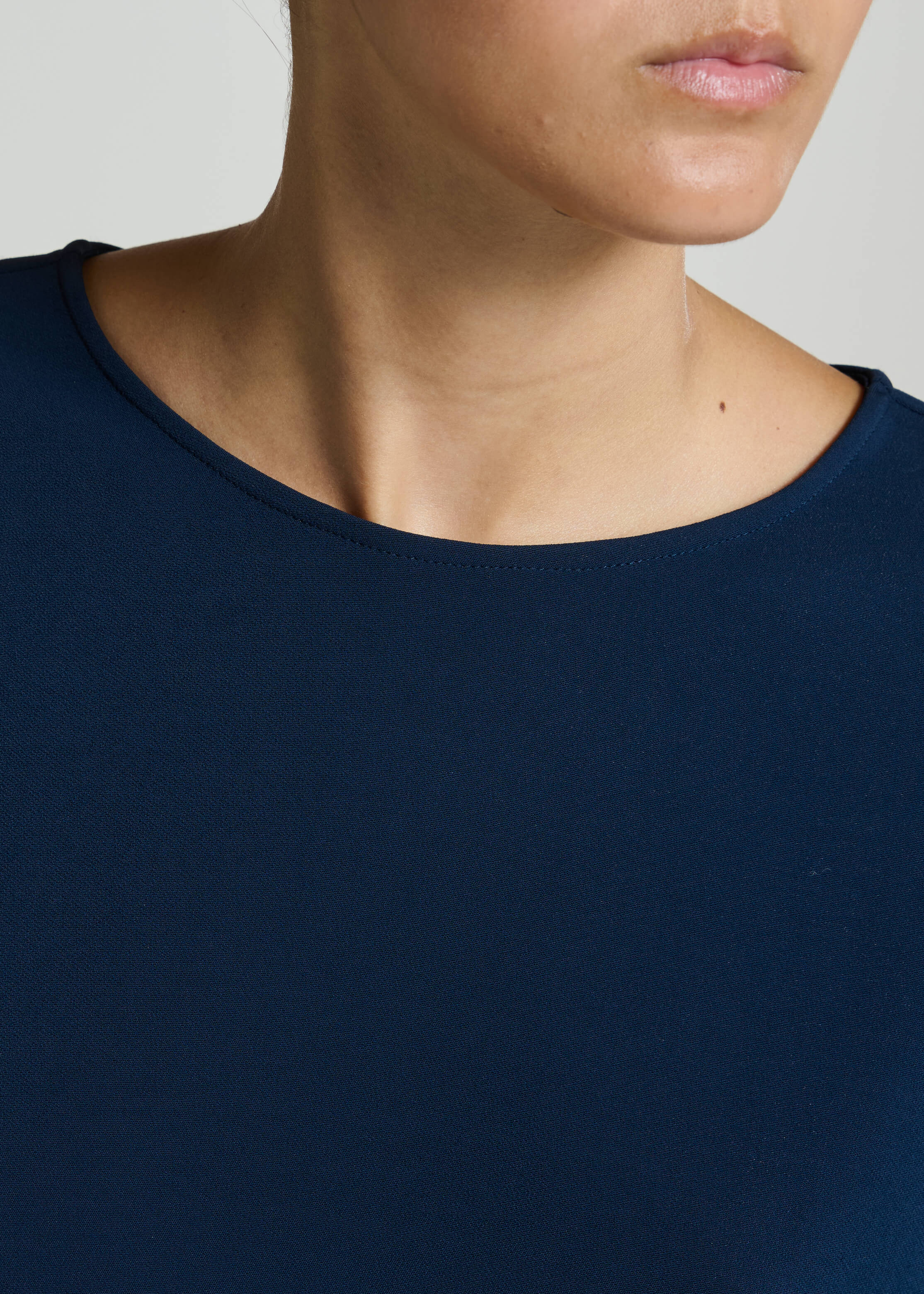 Talia T-Shirt Navy Viscose Crepe