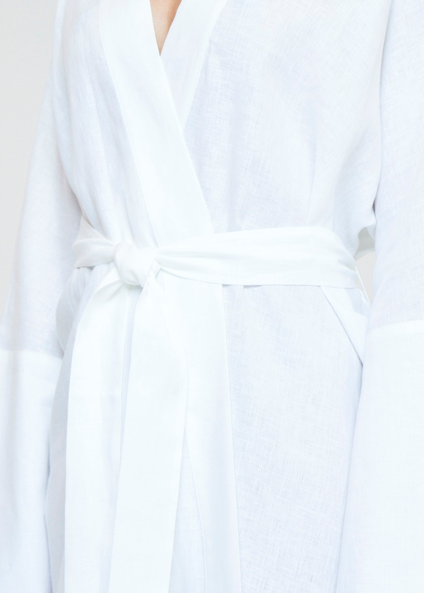 Athens Short Robe White Organic Linen