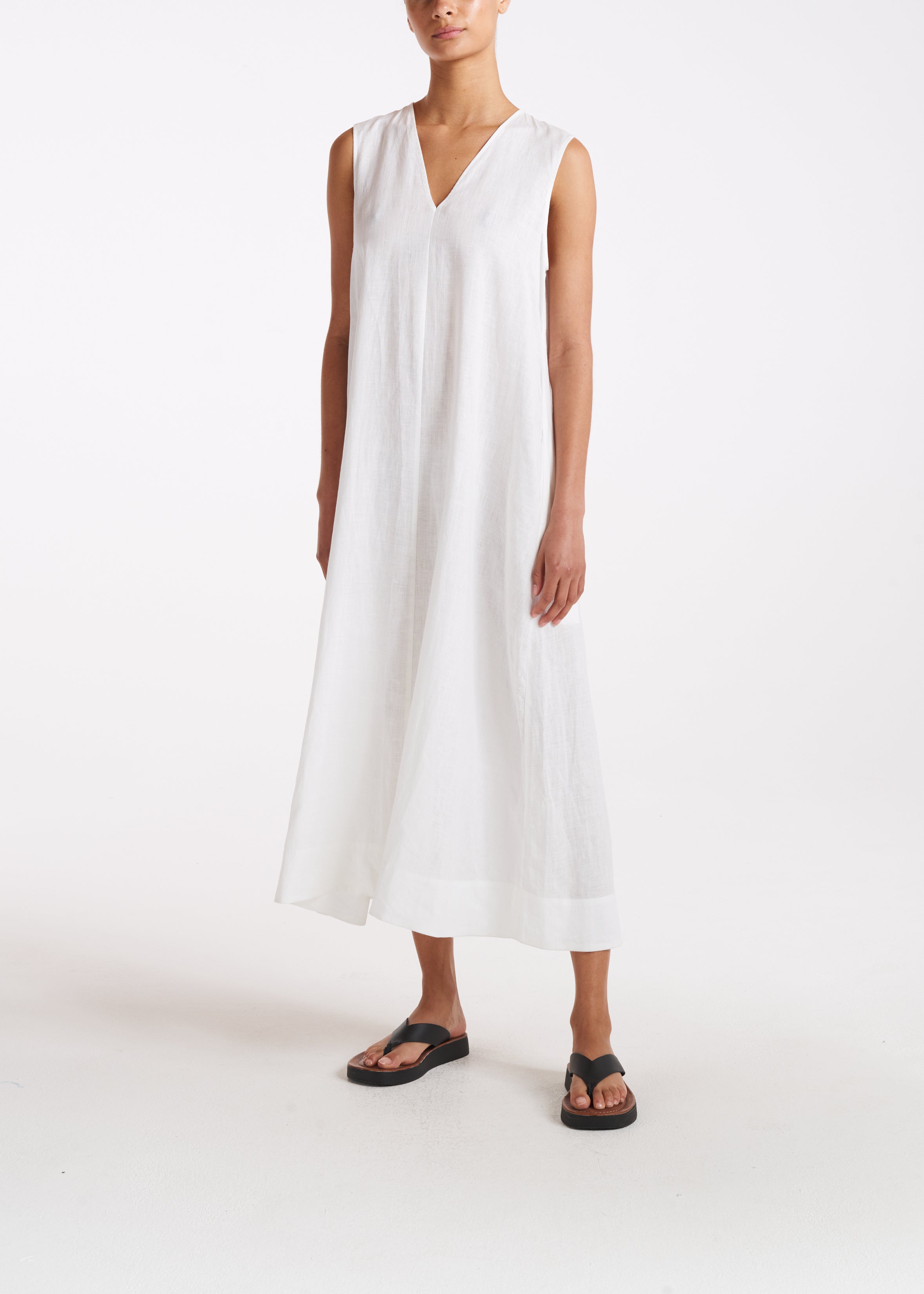 White linen v neck 2024 dress